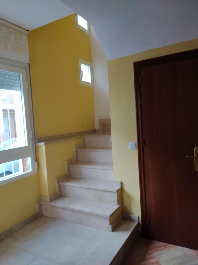 Chalet Adosado Con Azotea Andaluza Y Patio, Junto A La Playa Исла Кристина Екстериор снимка